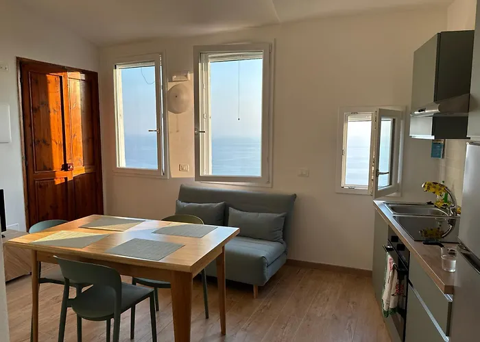 Finestre Sul Mare Lejlighed